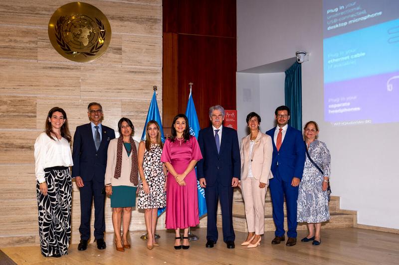 Mr. M. Juneja, WFP ED Assistant; Ms. M. Laurienzo, UNHRD Network Coordinator; H.E. Ms. A.L. Castro, Deputy Minister of Multilateral Affairs and Cooperation of Panama; H.E. Ms. J. Tewaney Mencomo, Minister of Government of Panama; H.E. Mr. A.M. Dastis Quecedo Ambassador and Spain Permanent Representative; Ms. L. Castro, Regional Director Latin America and The Caribbean; H.E. Mr. T.A. Duncan Jurado, Panama Permanent Representative; H.E. Ms. B. Carbone, Panama Alternate Permanent Representative