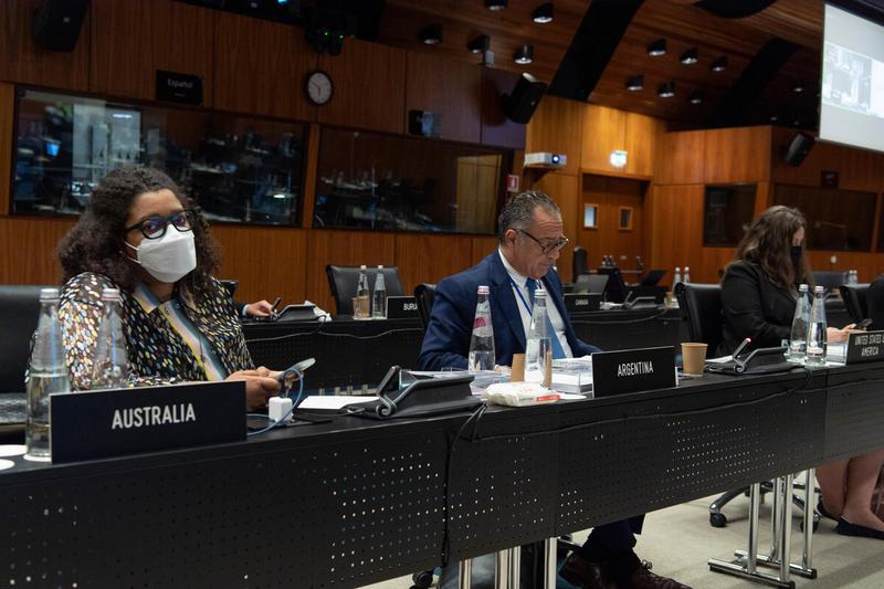 Southern Africa Portfolio  Presentation by Mr. Riaz Lodhi, Country Director, El Salvador  Comments by H.E. Mr. Carlos B. Cherniak, Ambassador of Argentina.  Photo: Rein Skullerud